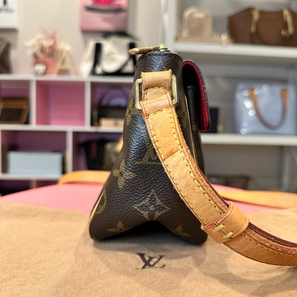 Louis Vuitton Viva Cite PM - Picture 7 of 16